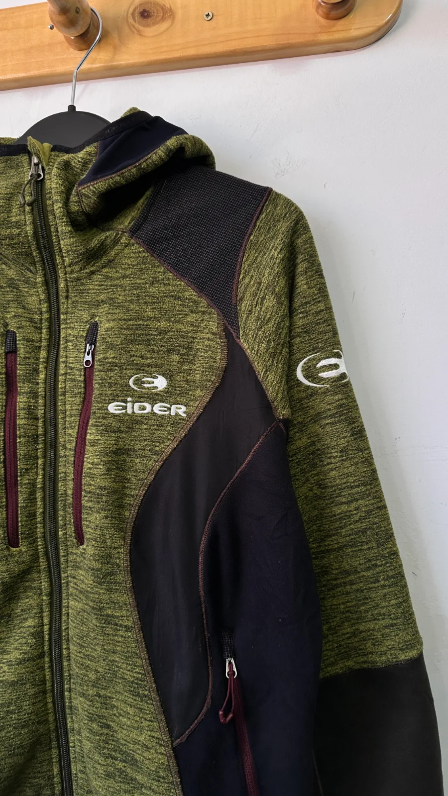 Tejido Eider para dama, detalle 3